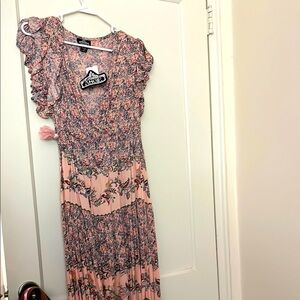 NWT Angie Pink Floral Women's Dress with belt size: S